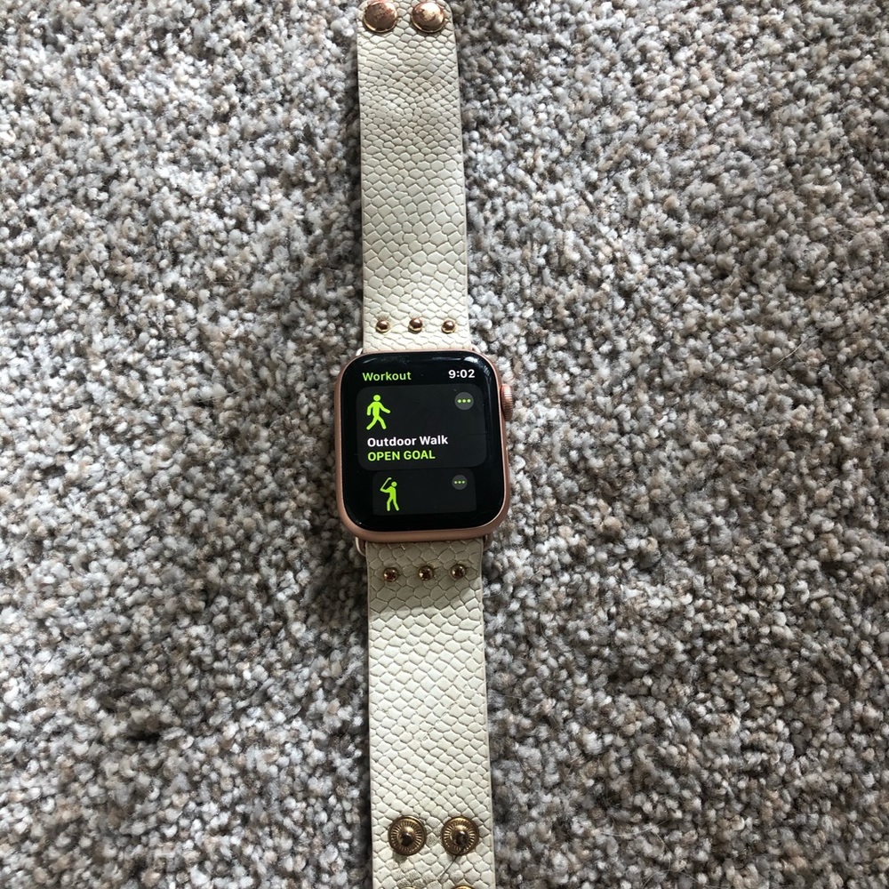 Series 3 Rose Gold Apple Watch
